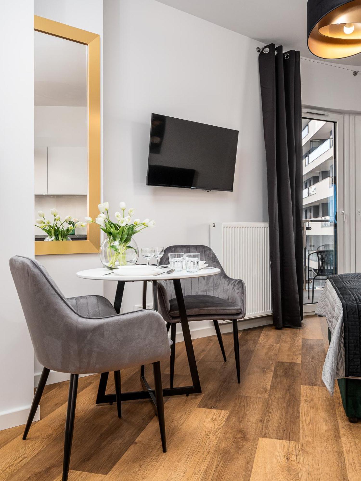 Kasprzaka 29 Bliska Wola Tower By Perfect Apart Varsovie Extérieur photo
