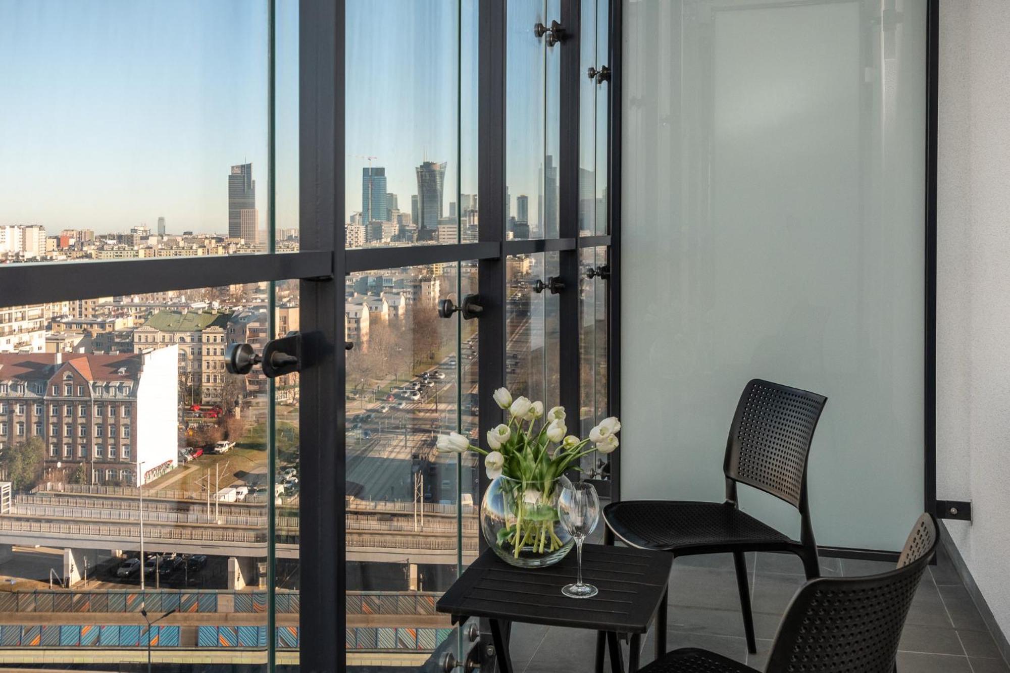Kasprzaka 29 Bliska Wola Tower By Perfect Apart Varsovie Extérieur photo